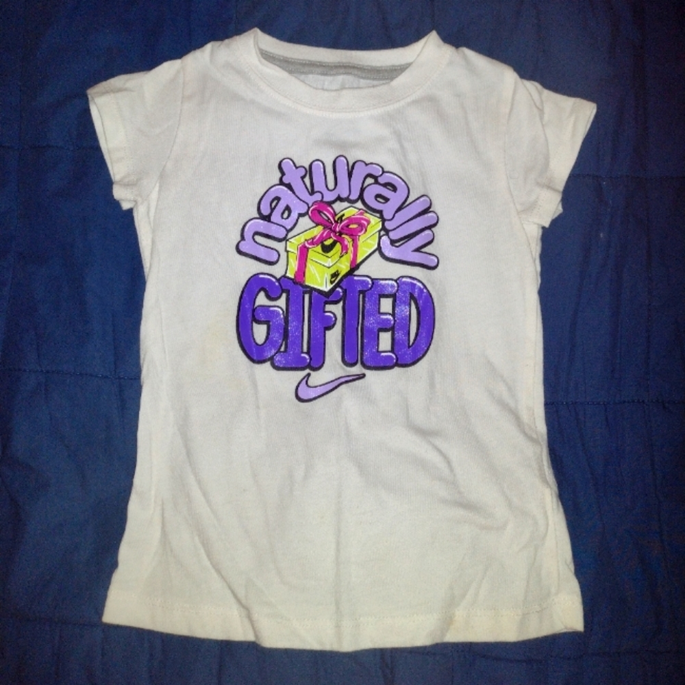 Nike Girl's Naturally Gifted Shirt Size 4